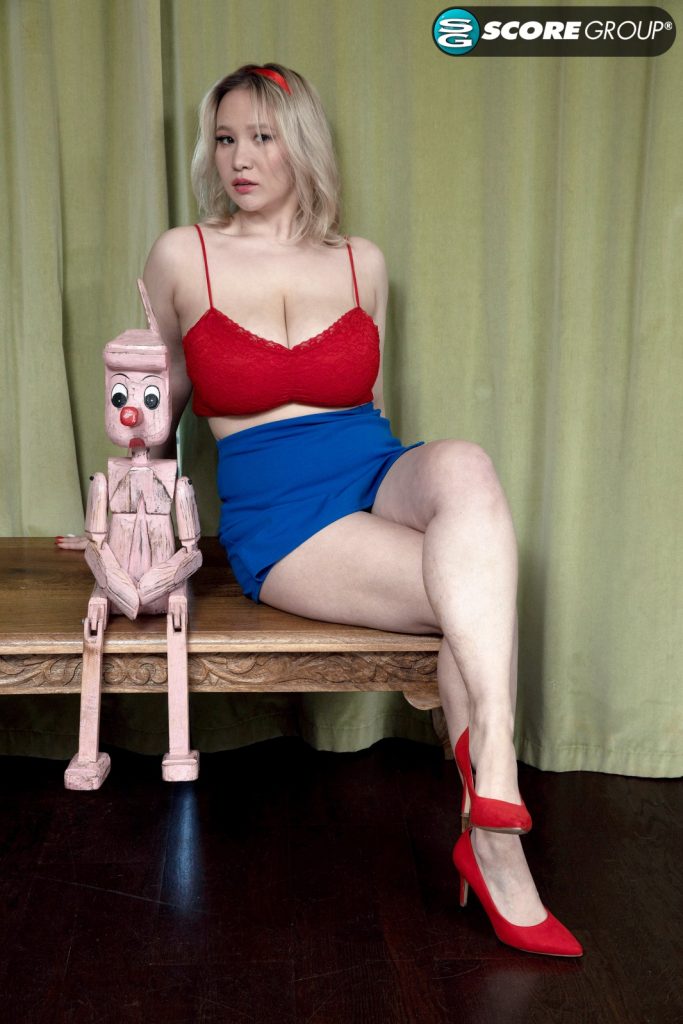 Katie Rose You're Her Puppet Scoreland 02