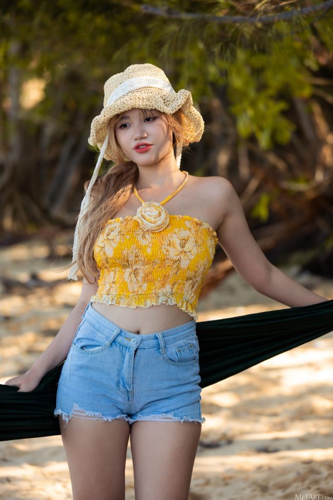 Presenting Busty Asian Danny MetArt 01