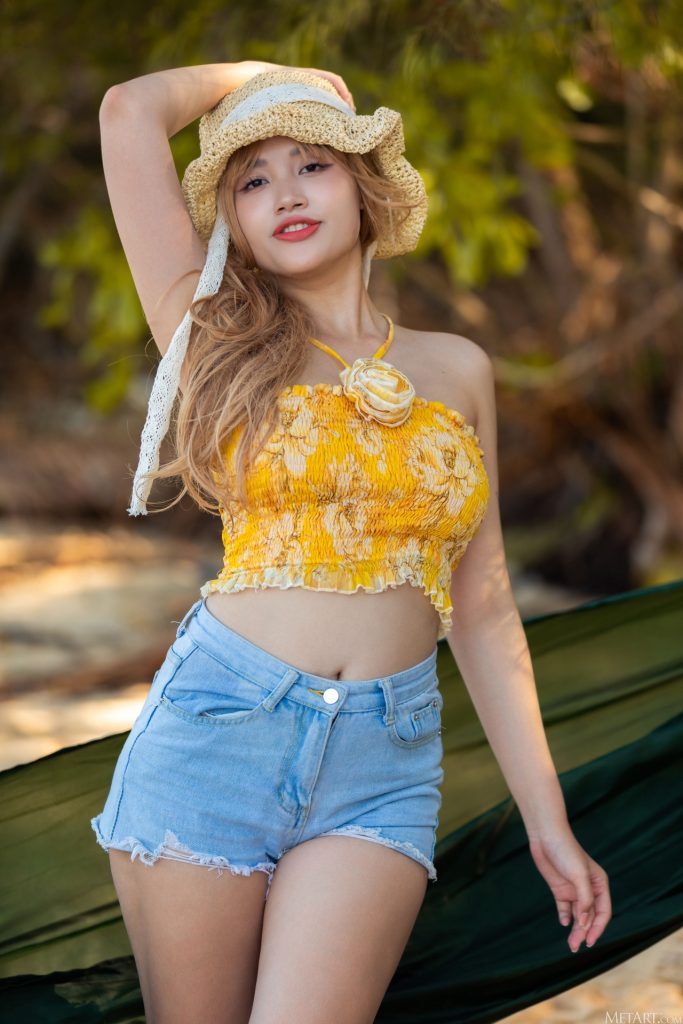 Presenting Busty Asian Danny MetArt 05